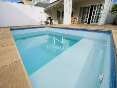 Sobrado com 3 Quartos para alugar, 160m² no Jardim Santa Maria, Jacareí