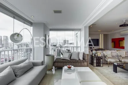 Apartamento com 3 Quartos à venda, 181m² no Moema, São Paulo