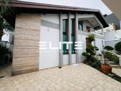Sobrado com 3 Quartos à venda, 428m² no Vila Scarpelli, Santo André