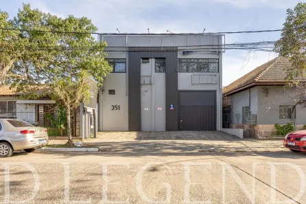 Galpão/Depósito/Armazém para alugar, 390m² no Navegantes, Porto Alegre