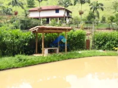 Fazenda/Sítio com 4 Quartos à venda, 200m² no Santana, São José dos Campos