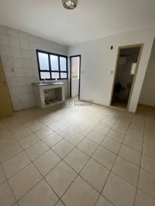 Apartamento com 2 Quartos para alugar, 40m² no Centro, Rio Grande