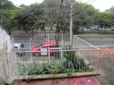 Casa com 3 Quartos à venda, 420m² no Santana, Porto Alegre