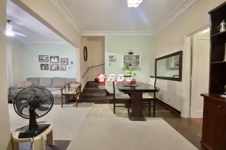 Sobrado com 3 Quartos à venda, 144m² no Aparecida, Santos