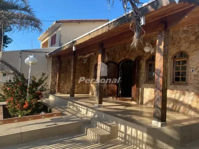 Casa com 3 Quartos para alugar, 150m² no Jardim América, Taubaté