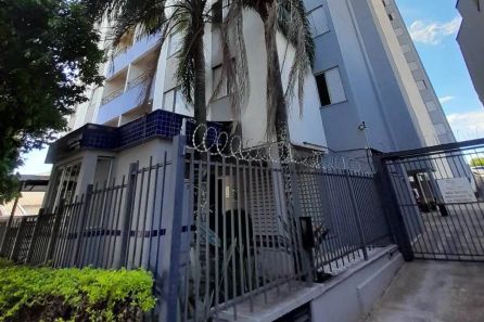 Apartamento com 3 Quartos para venda ou aluguel, 94m² no Centro, São Carlos