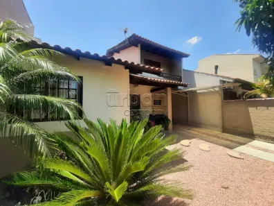 Sobrado com 3 Quartos à venda, 158m² no Estância Velha, Canoas