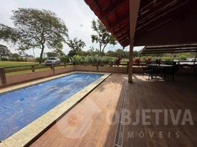 Fazenda/Sítio com 5 Quartos à venda, 330m² no Chácaras Eldorado, Uberlândia
