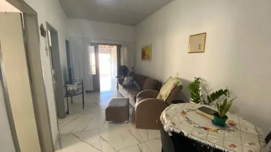 Casa com 4 Quartos à venda, 140m² no Amaral, Londrina