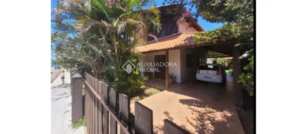 Casa com 3 Quartos à venda, 153m² no Vila Nova, Imbituba