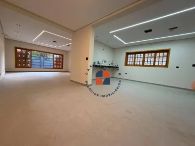 Casa com 3 Quartos para alugar, 183m² no Siciliano, São Paulo