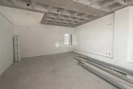 Ponto Comercial para alugar, 113m² no Agronômica, Florianópolis
