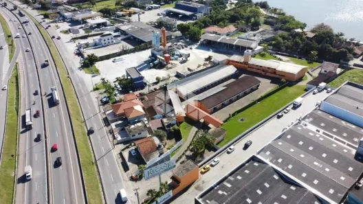 Imóvel Comercial com 44 Quartos à venda, 8072m² no Serraria, São José