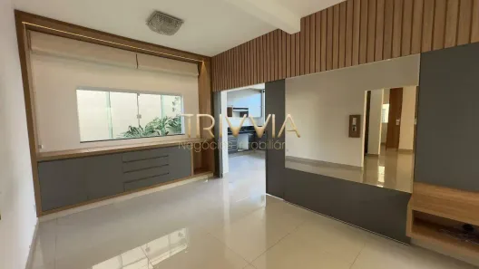 Casa com 4 Quartos à venda, 250m² no Jardim Patrícia, Uberlândia