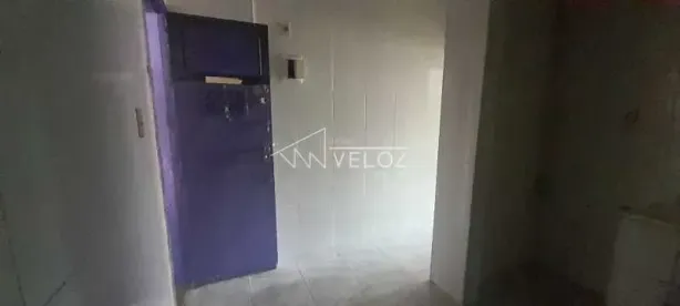 Kitnet à venda, 33m² no Centro, Rio de Janeiro