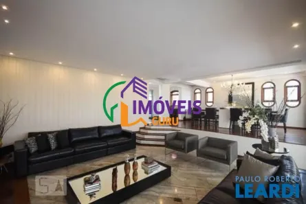 Sobrado com 5 Quartos à venda, 450m² no Jardim Leonor, São Paulo