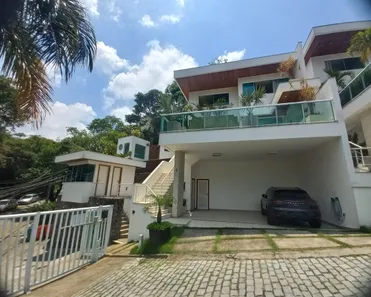 Casa de Condomínio com 3 Quartos à venda, 350m² no Vila Progresso, Niterói
