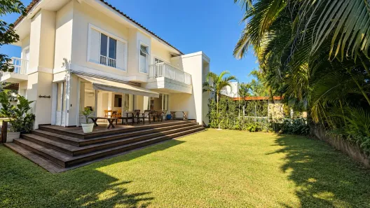 Casa de Condomínio com 4 Quartos para alugar, 225m² no Bairro de Juquehy, São Sebastião
