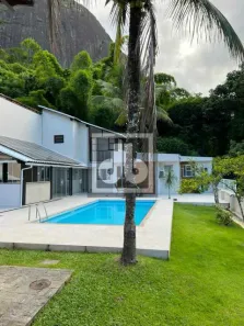 Casa de Condomínio com 6 Quartos à venda, 660m² no Jacarepaguá, Rio de Janeiro