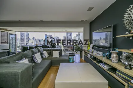 Apartamento com 2 Quartos para venda ou aluguel, 160m² no Vila Nova Conceição, São Paulo