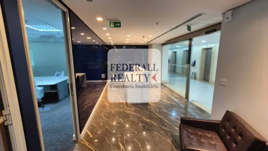 Sala Comercial para alugar, 372m² no Humaitá, Rio de Janeiro