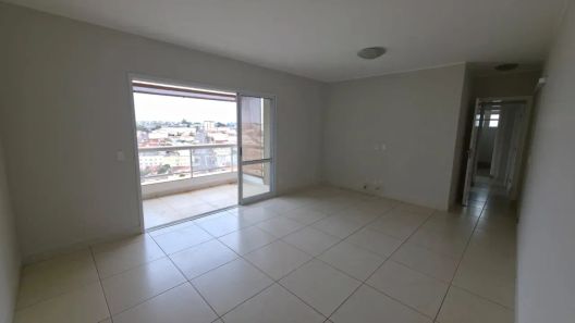 Apartamento com 3 Quartos para venda ou aluguel, 99m² no Santa Maria, Uberaba