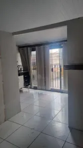 Casa com 1 Quarto para alugar, 40m² no Vila Santana, São Paulo