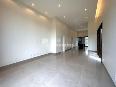 Casa de Condomínio com 3 Quartos à venda, 157m² no Jardins Barcelona, Senador Canedo
