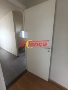 Apartamento com 2 Quartos para alugar, 44m² no Jardim São Domingos, Guarulhos