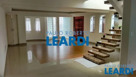 Sobrado com 3 Quartos à venda, 370m² no Vila Regente Feijó, São Paulo