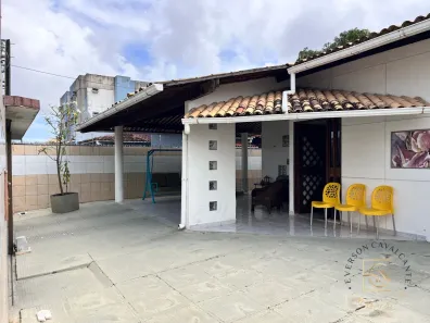 Casa com 3 Quartos à venda, 185m² no Barro Duro, Maceió