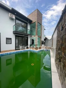 Casa de Condomínio com 3 Quartos à venda, 250m² no Jundiapeba, Mogi das Cruzes