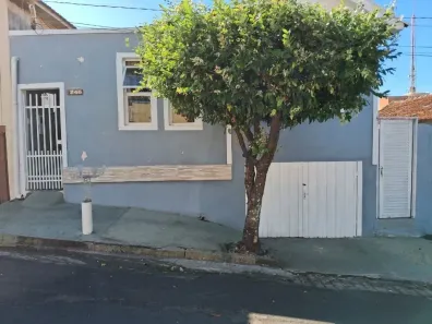 Casa com 4 Quartos à venda, 200m² no Alto Cafezal, Marília