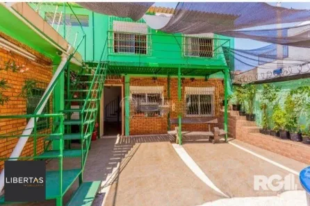 Casa com 3 Quartos à venda, 250m² no Passo da Areia, Porto Alegre