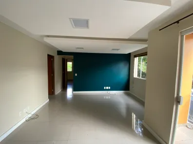Apartamento com 2 Quartos para alugar, 90m² no Cascatinha, Nova Friburgo