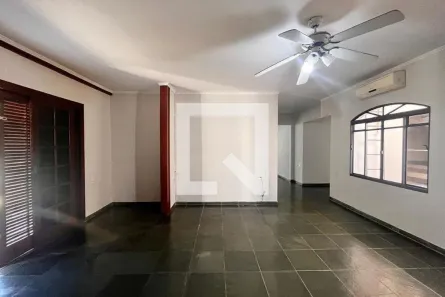 Casa com 3 Quartos à venda, 355m² no Parque São Quirino, Campinas