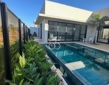 Casa de Condomínio com 4 Quartos à venda, 370m² no Petrópolis, Várzea Grande