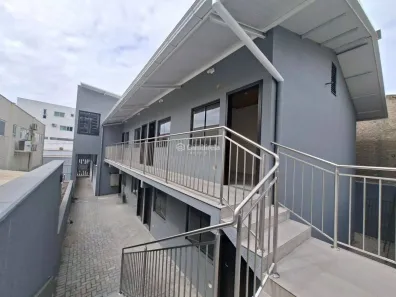 Apartamento com 1 Quarto para alugar, 25m² no Barreiros, São José