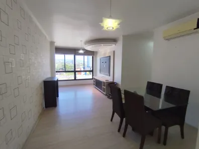 Apartamento com 3 Quartos para alugar, 80m² no Jardim Carvalho, Porto Alegre