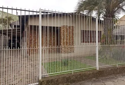 Casa com 5 Quartos à venda, 155m² no Vila Eunice Nova, Cachoeirinha