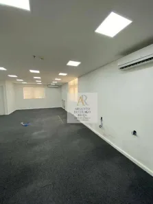 Sala Comercial à venda, 200m² no Itaim Bibi, São Paulo