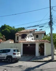 Casa com 3 Quartos à venda, 225m² no Piratininga, Niterói