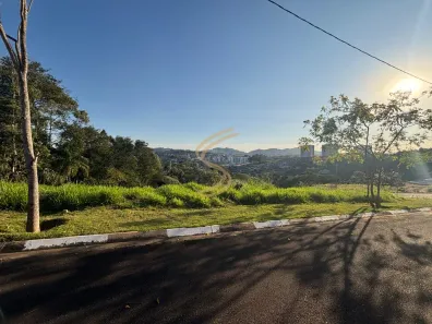 Lote/Terreno à venda, 330m² no Condomínio Portal da Serra, Bragança Paulista