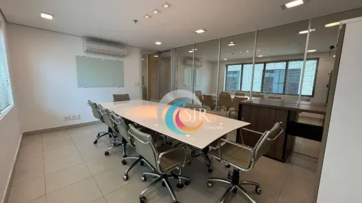 Sala Comercial à venda, 196m² no Moema, São Paulo