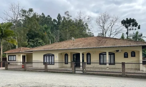 Casa com 4 Quartos à venda, 260m² no Centro, Braço do Trombudo