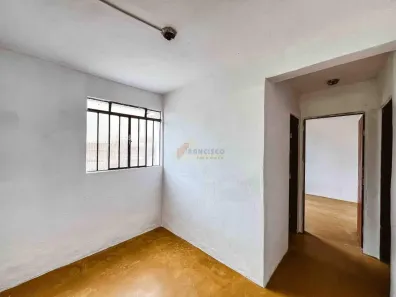 Casa com 2 Quartos para alugar, 60m² no São Roque, Divinópolis