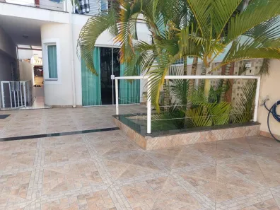 Casa com 3 Quartos à venda, 274m² no Parque Independência, São Paulo