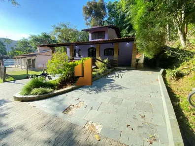 Sobrado com 4 Quartos à venda, 195m² no Boiçucanga, São Sebastião