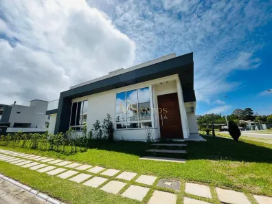 Casa de Condomínio com 3 Quartos à venda, 269m² no São João do Rio Vermelho, Florianópolis