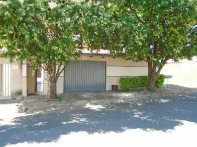 Casa com 3 Quartos à venda, 217m² no Cidade Jardim, Uberlândia